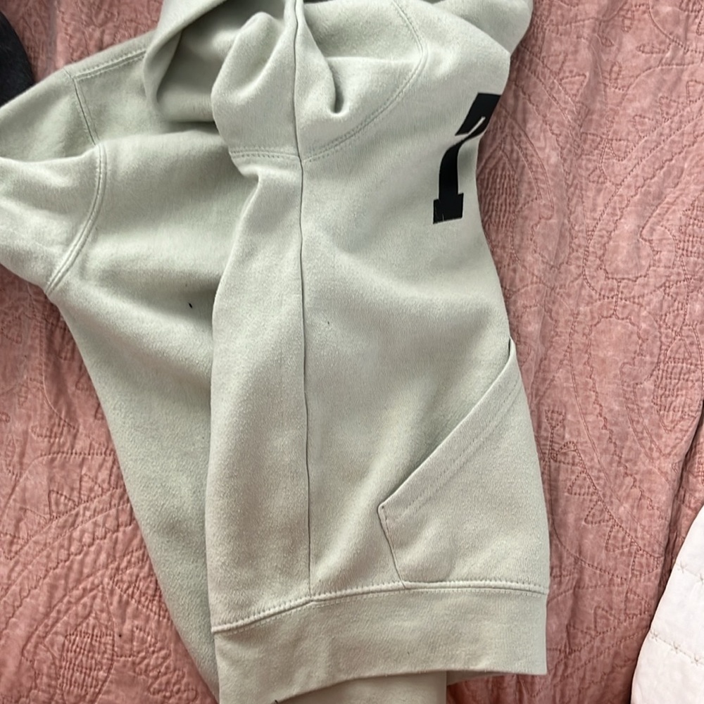 Sweatshirt - Picture 4 of 5
